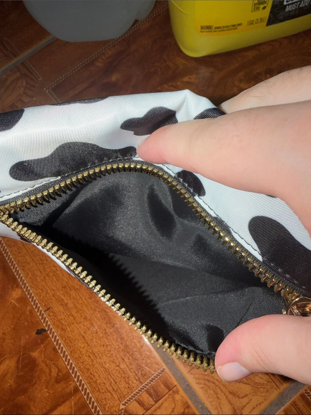 Black & White Cow Print Crossbody Shoulder Bag_3